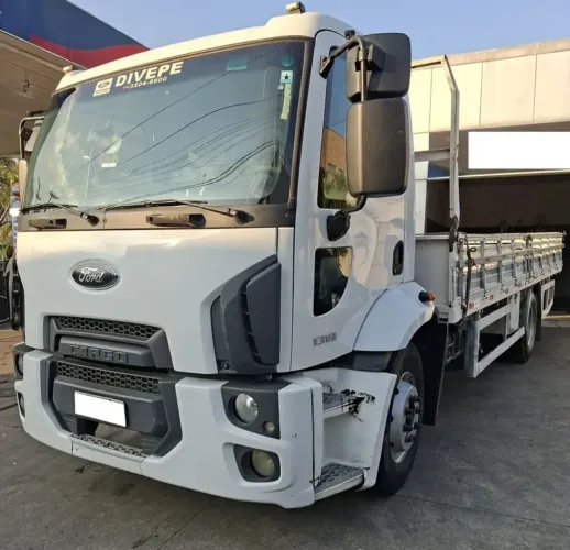 Transporte, frete, cargas, remoção, transferência e mudança para todo Brasil.
