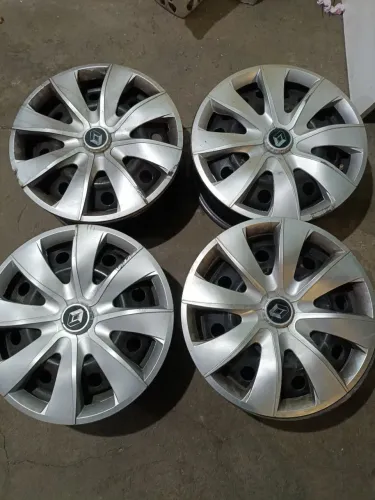 Rodas de ferro aro 14 4x100 com calotas