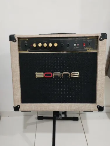 Cubo de guitarra Born