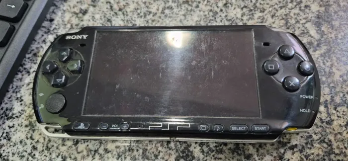 PSP 3001 Desbloqueado - ARK-5 + Acessórios