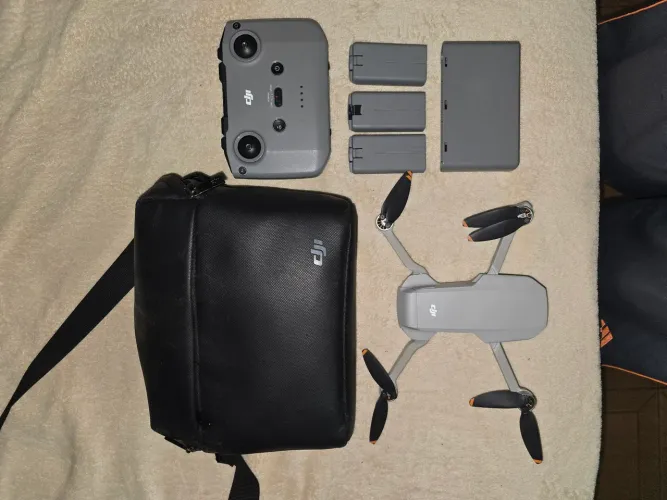 Drone DJI Mini 2 Combo Fly More