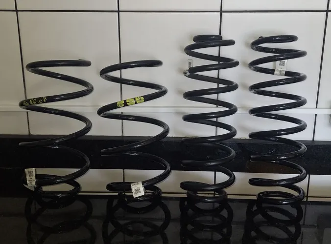 Kit molas esportivas POLO (Linha GTS 2023) Código 2QB5AB2RFD3
