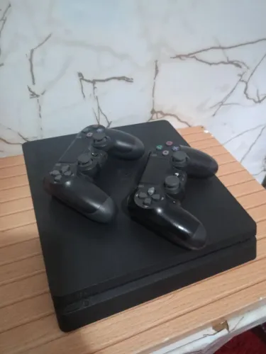Ps4 slim 2 controles 1 terabyte 