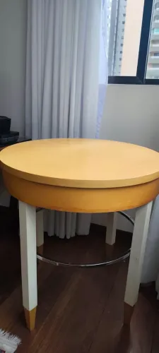 Mesa Redonda Detalhe Cromado 80cm de diametro x 85cm de altura