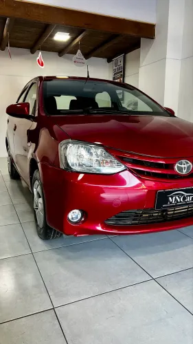 Toyota Etios XS 1.5 Flex 16V 5P Mec. 2014