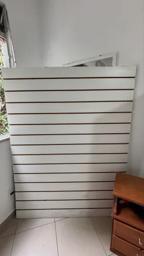 Placa de MDF para pendurar produtos 