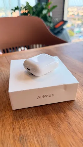 AirPods 2ª geração Apple - Estojo de Recarga