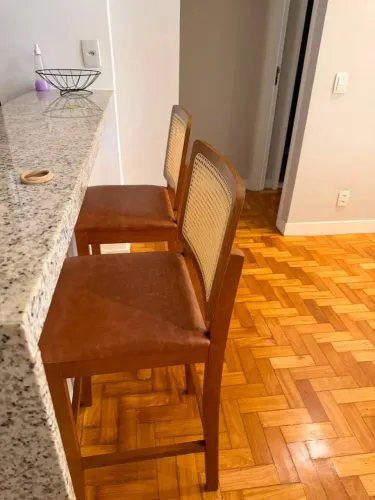 Vendo 2 banquetas Ipanema (Apenas retirada, não entrego) 
