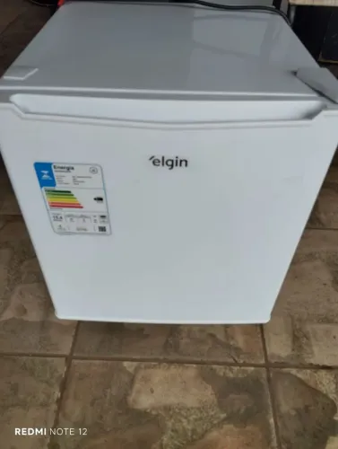 Frigobar Elgin 47litros 