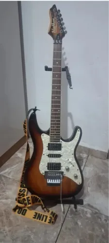 Guitarra Washburn wg 530 Trocas em soente pedais Boss toda original tarracha groover