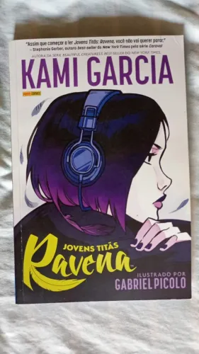 Jovens Titãs: Ravena (DC Teens) - Capa antiga