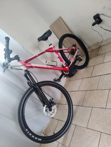 Bike aro 26 aluminium avalanche GT