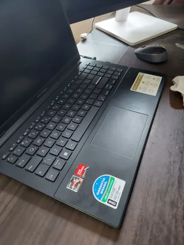 Asus Vivobook 15
