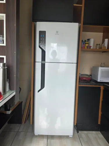Geladeira Eletrolux 431 L
