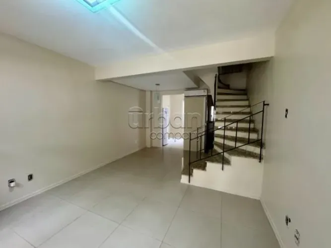 Sobrado com 2 quartos em condominio fechado CANOAS