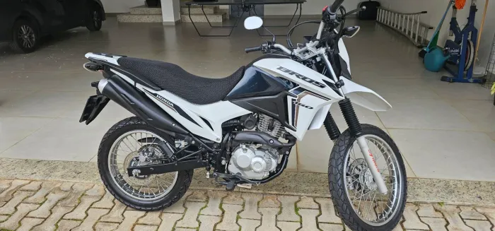 Moto Broz 160 branco 