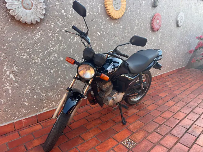 CG 125 Fan KS preta, manual