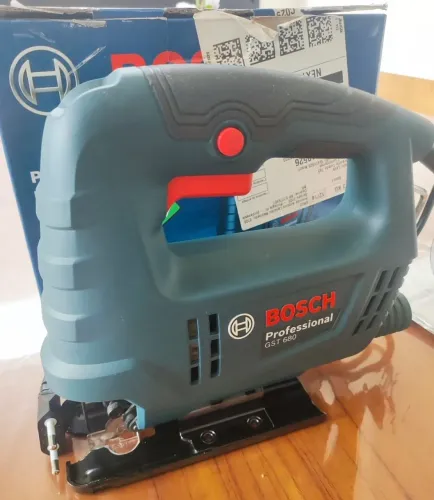 Serra Tico Tico Bosch Professional Gst 680