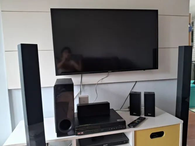 Home Theater LG Smart Blue- Ray 3D 1000W