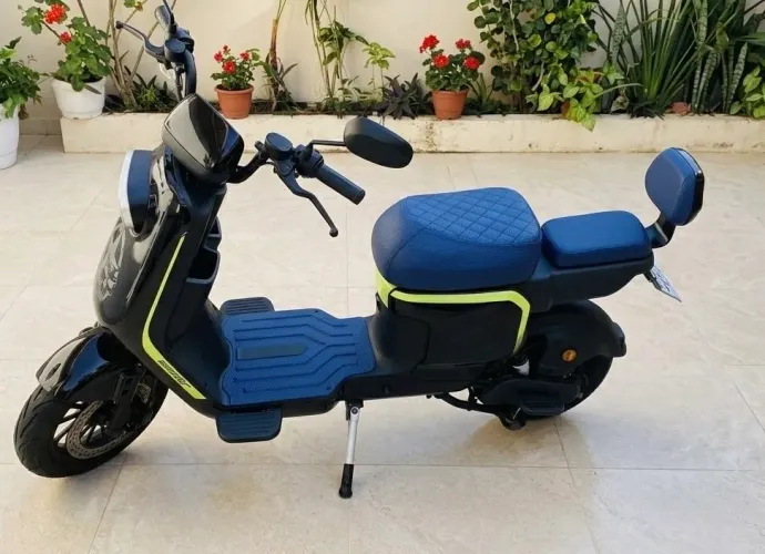 Scooter Elétrica SUDU A4
