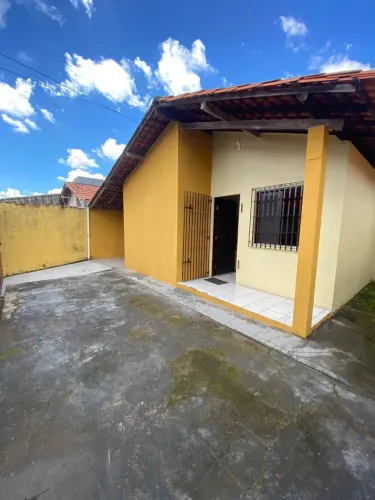 Vendo - Casa na Cidade Operaria - Otima Localizção - 2 Quartos - 3 Vagas - Oportunidade -