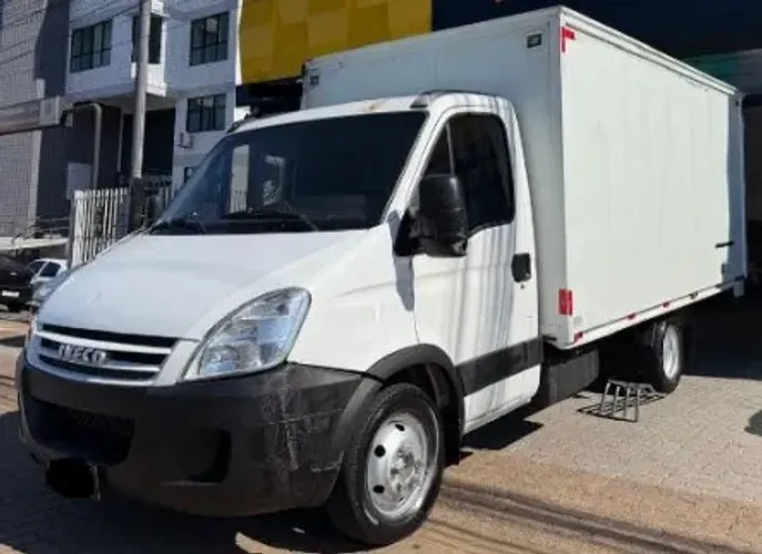 Caminhão pronto para trabalhar