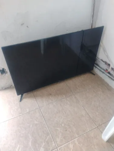 Tv Philco Roku tv Dolby audio 4k.