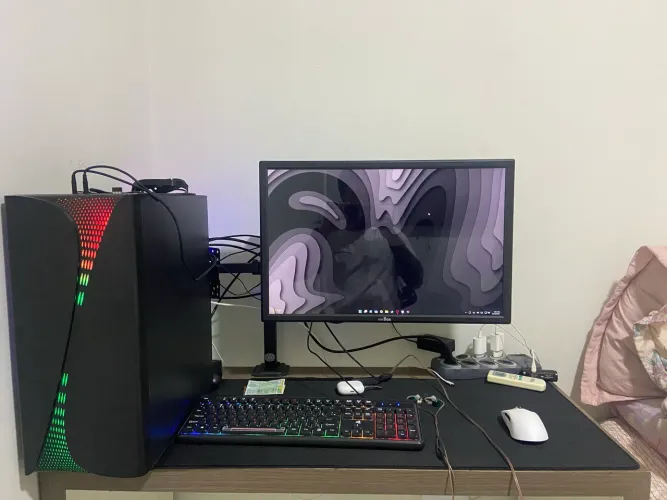 Ryzen 5 5500+RX 580 8GB - 16GB RAM - 480 SSD