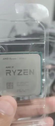 Ryzen 7 5700x 