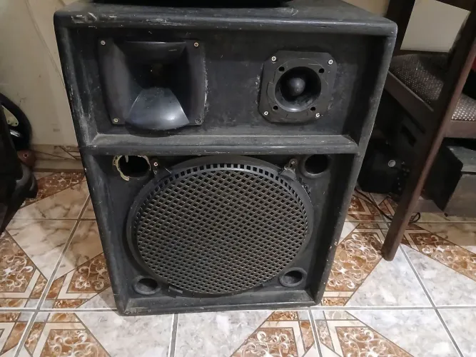 Caixa de 15 polegada
