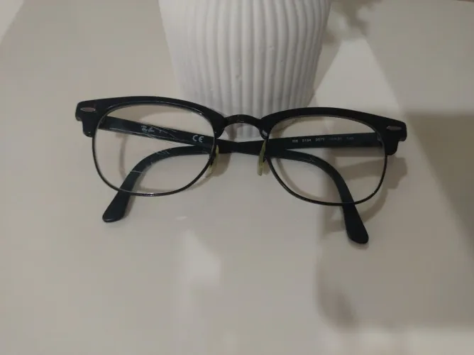 Ray ban