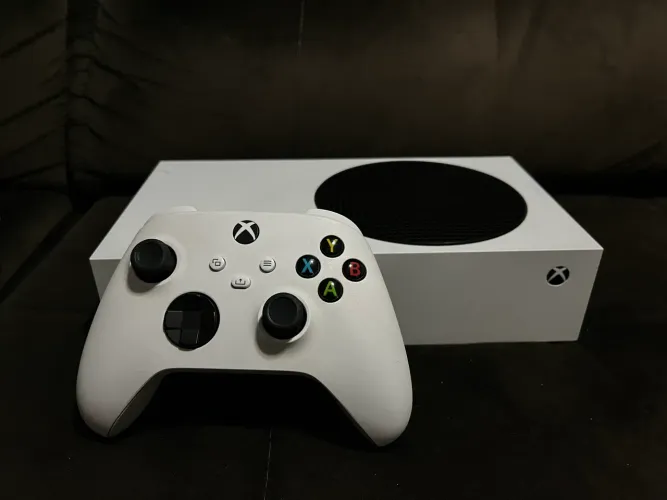 Xbox Series S 512GB + 1 controle