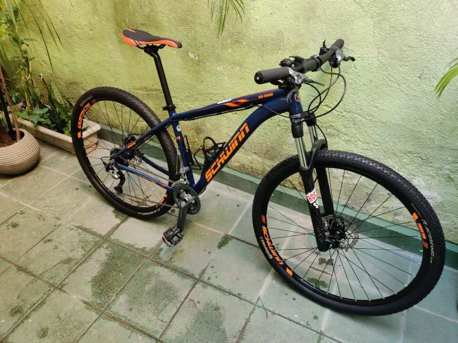 Bicicleta Schwinn Kalahari Aro 29 - Quadro M - Shimano Alivio - RockShox