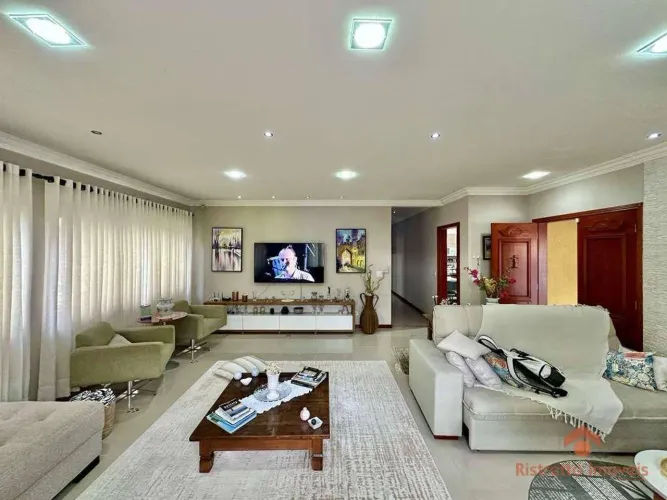 Casa com 3 dormitórios à venda, 280 m² por R$ 1.150.000 - Outeiro de Passárgada - Cotia/SP