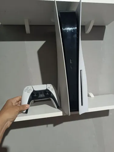 Ps5 vai com controle