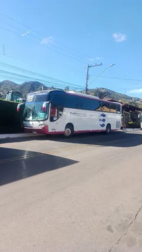 VENDE-SE ÔNIBUS DE TURISMO MERCEDES-BENZ / COMIL - 1998