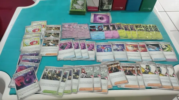 Baralho Pokémon Mewtwo ex da equipe rocket