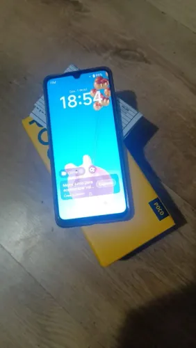 CELULAR POCCO C71 
