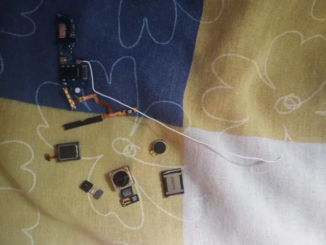 peças do celular infinix hot50i