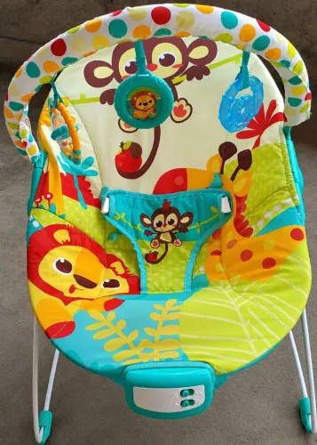 Vendo cadeirinha vibratória 