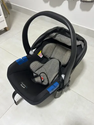 Bebê conforto novo