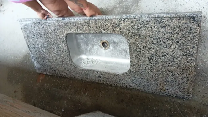 Pia granito com Cuba de inox