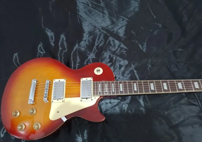 Guitarra LPS GR