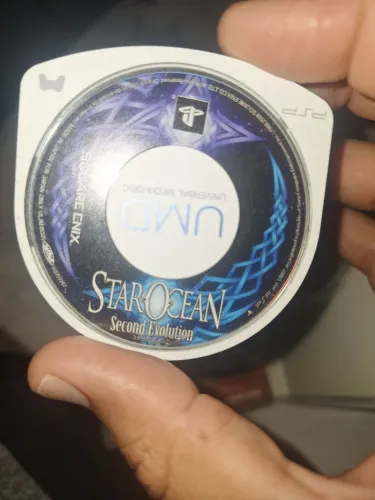 Jogo Star Ocean na capa de Final Fantasy
