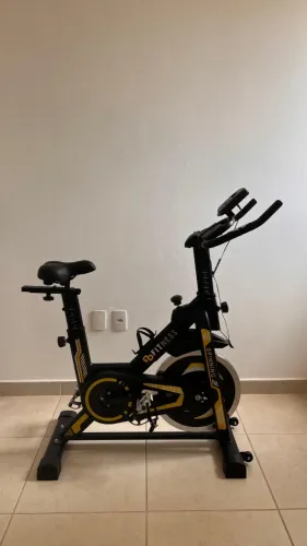 Bicicleta Spinning Com Roda De Inércia De 13kg
