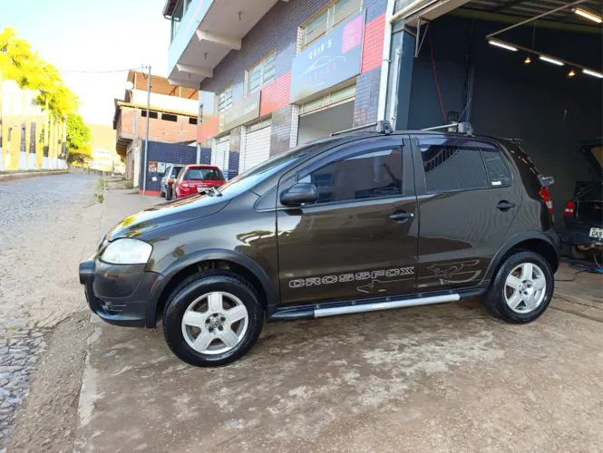 Volkswagen Crossfox 1.6 MI Total Flex 8V 5P 2008