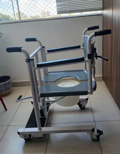 Cadeira de Transferência Higiênica