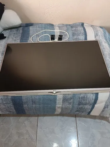 Smart TV LG 42" Full HD - Modelo 42LF5850