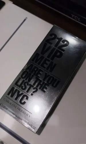 Perfume Carolina Herrera 212 VIP Men 100ml Original Lacrado