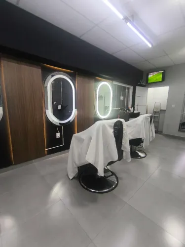 Barbearia completa móveis e utensílios